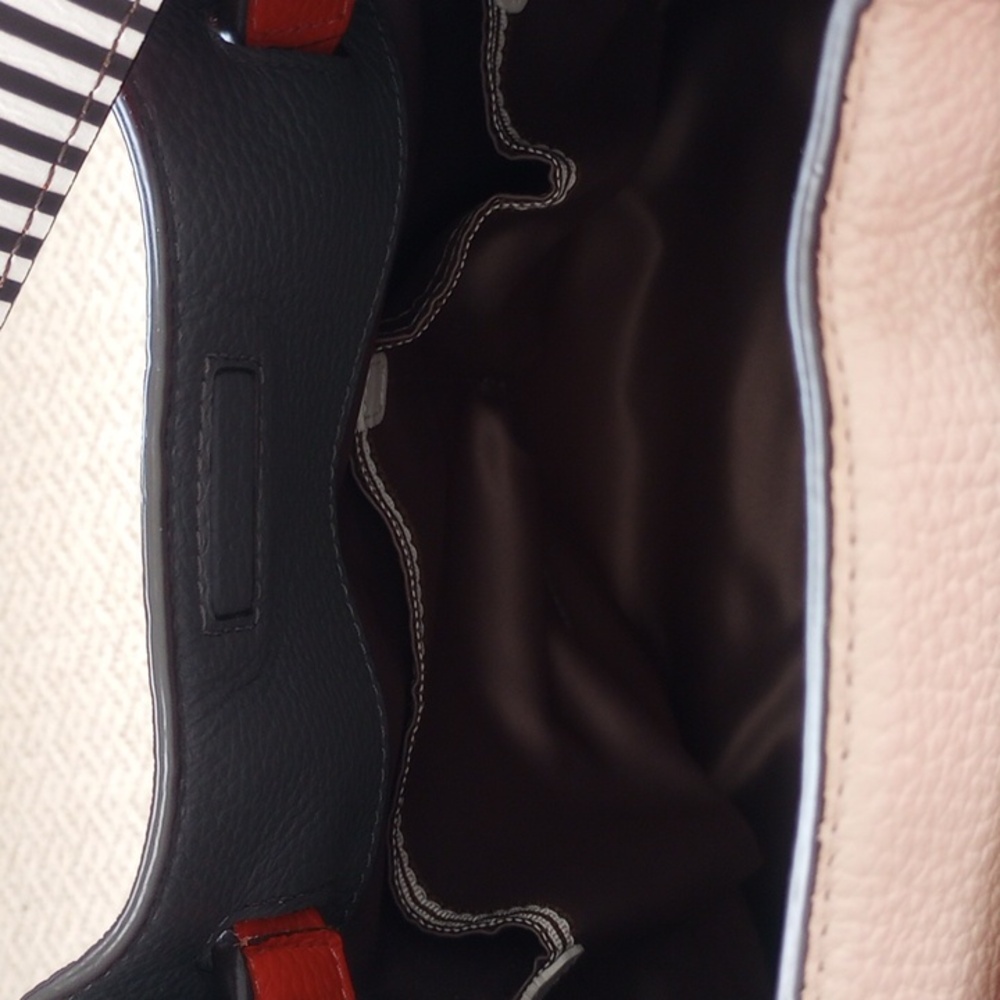 Henri bendel - Picture 11 of 12
